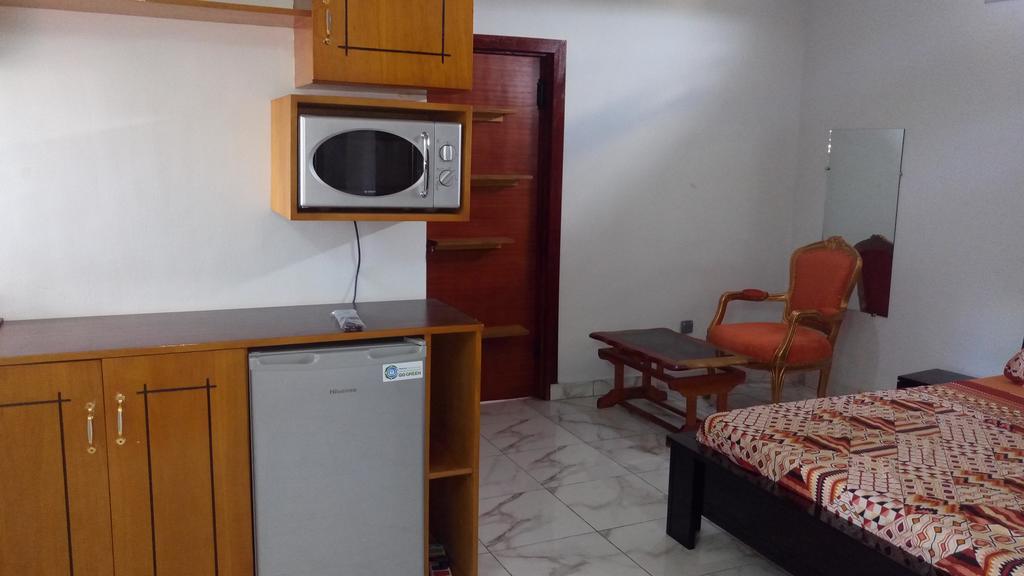 Lagrande-vi Hotel Abidjan Buitenkant foto