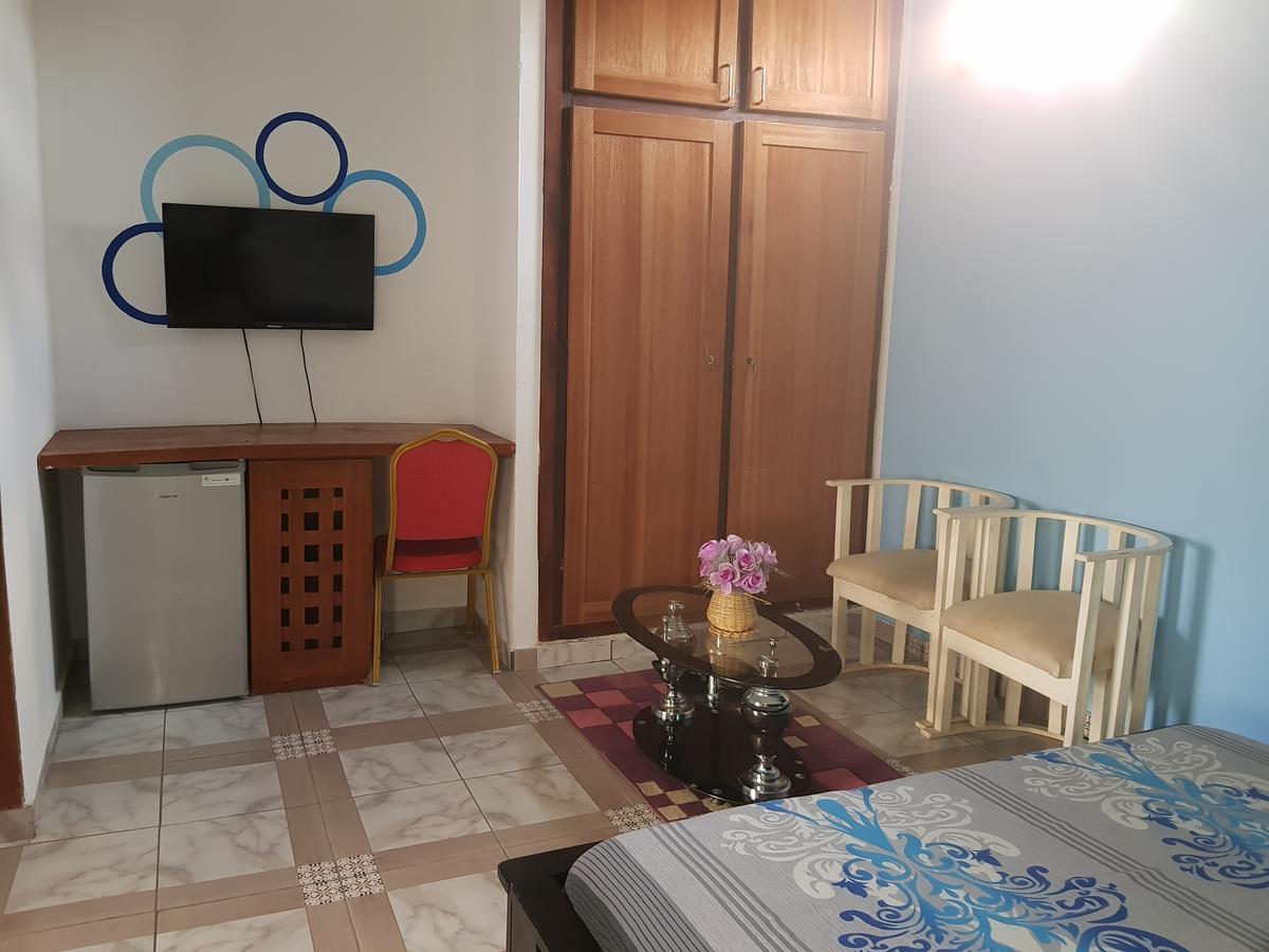 Lagrande-vi Hotel Abidjan Buitenkant foto