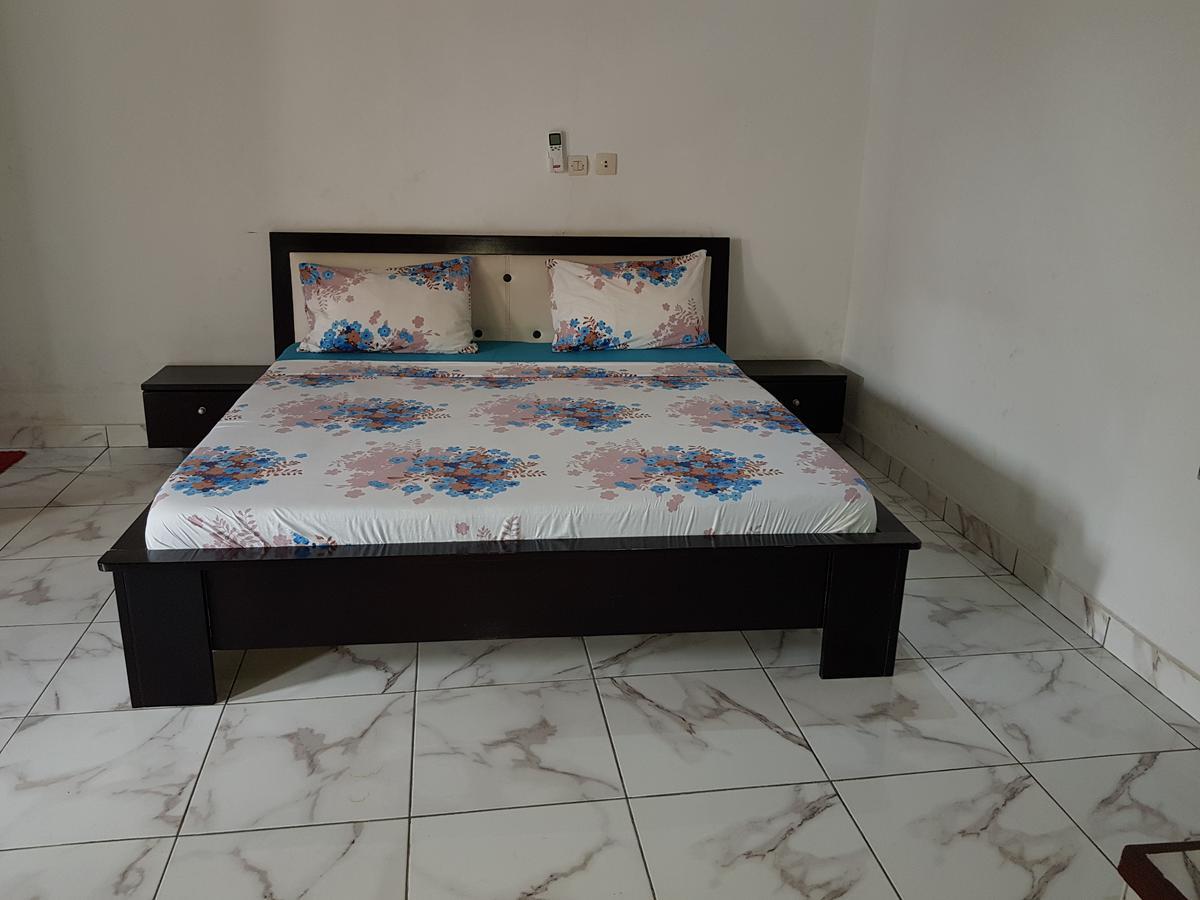 Lagrande-vi Hotel Abidjan Buitenkant foto