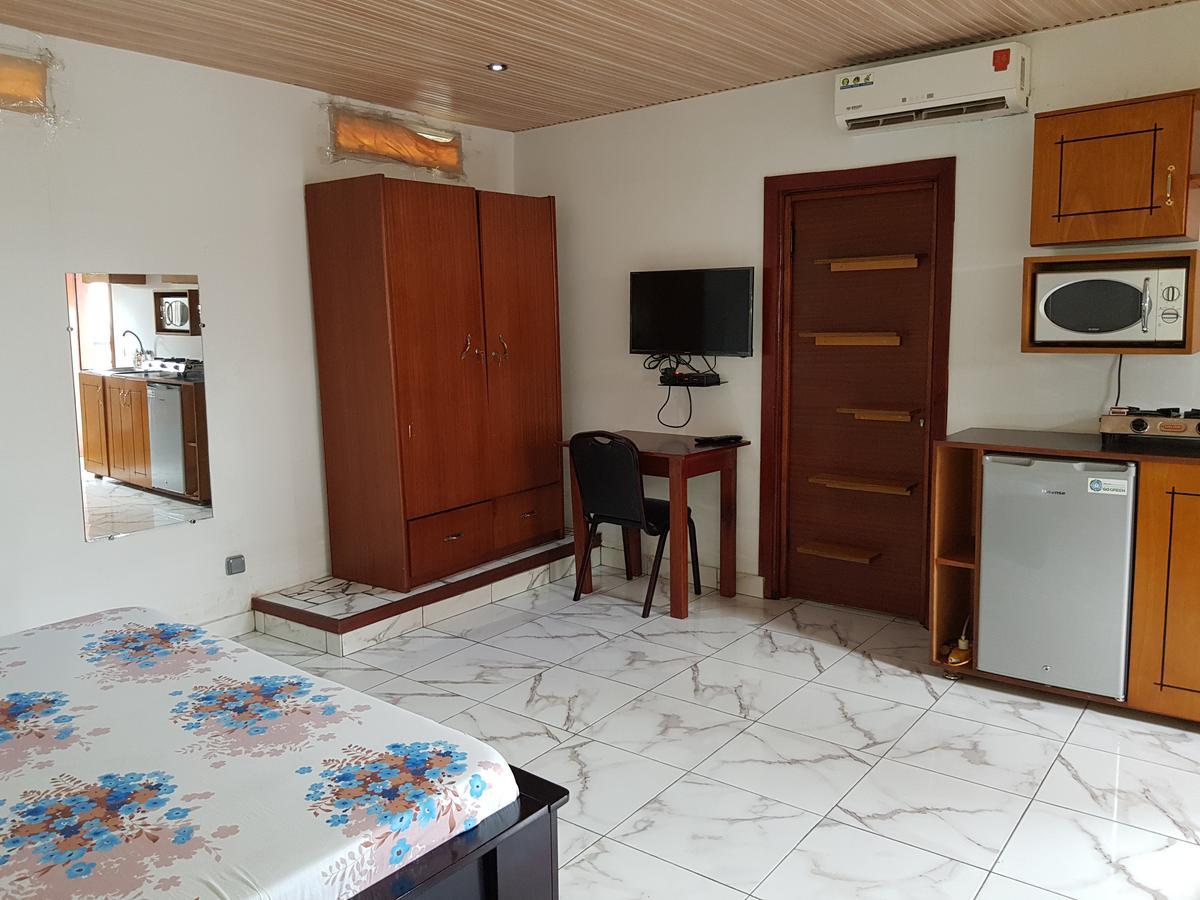 Lagrande-vi Hotel Abidjan Buitenkant foto