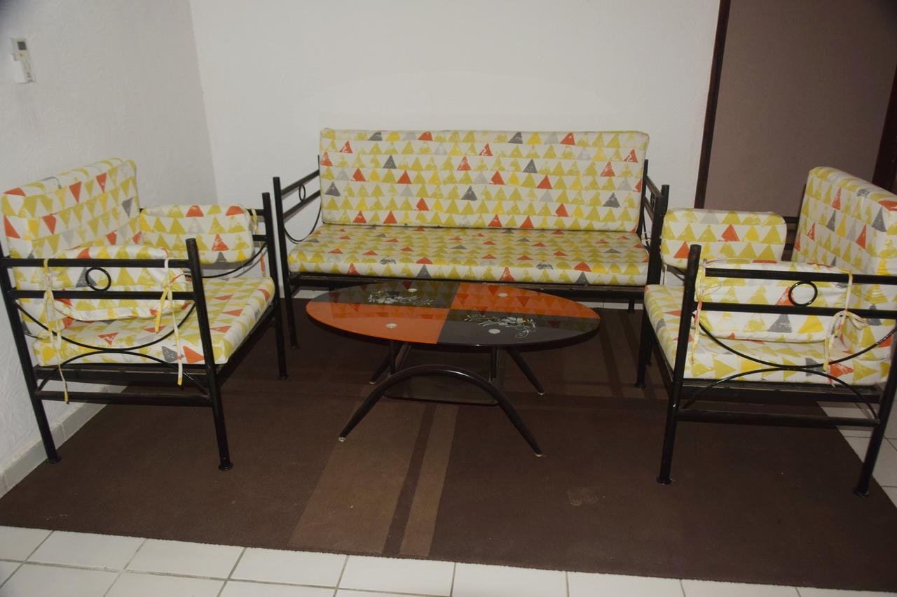 Lagrande-vi Hotel Abidjan Buitenkant foto