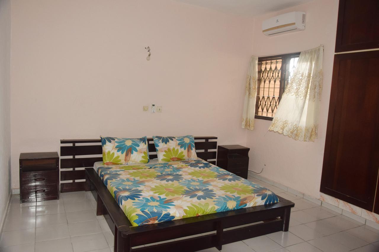 Lagrande-vi Hotel Abidjan Buitenkant foto